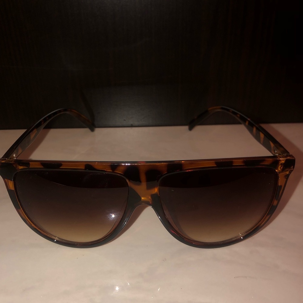 Brand new fashion nova sunglasses! 🕶